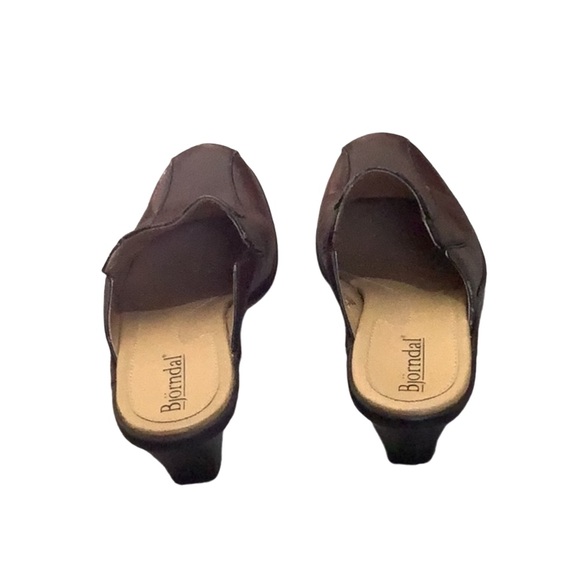 Bjorndal Women Brown Slip On Clogs - Picture 3 of 8